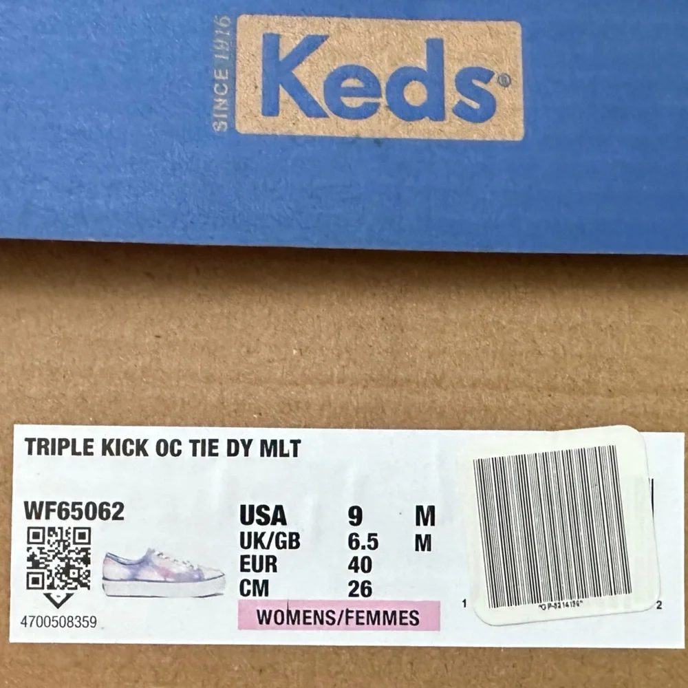 Keds Tie Dye Triple kick Canvas Sneakers - Picture 9 of 10